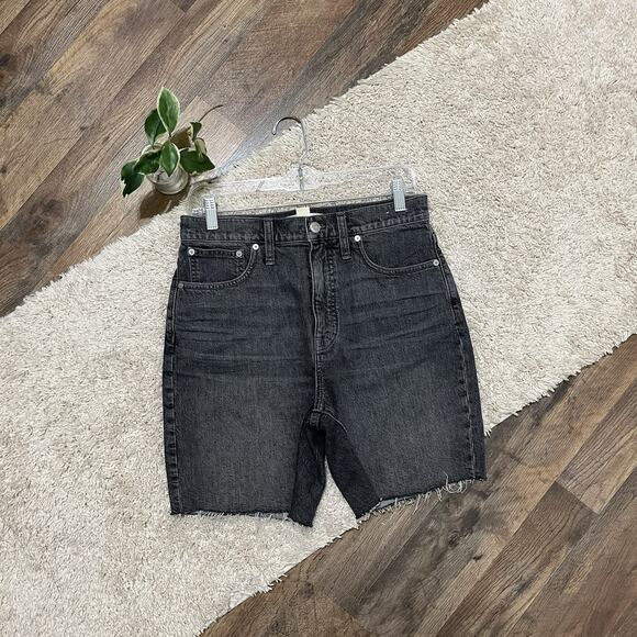 Madewell Washed Gray Frayed Raw Hem High Rise Mid Length Whiskered Denim Shorts - Picture 1 of 5